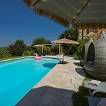 Domaine Saint Martin Le Redon Hébergement de vacances *