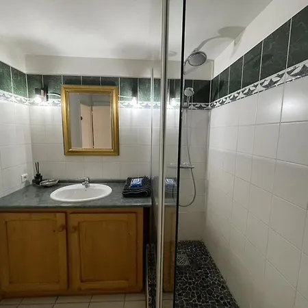 Domaine Saint Martin Le Redon *